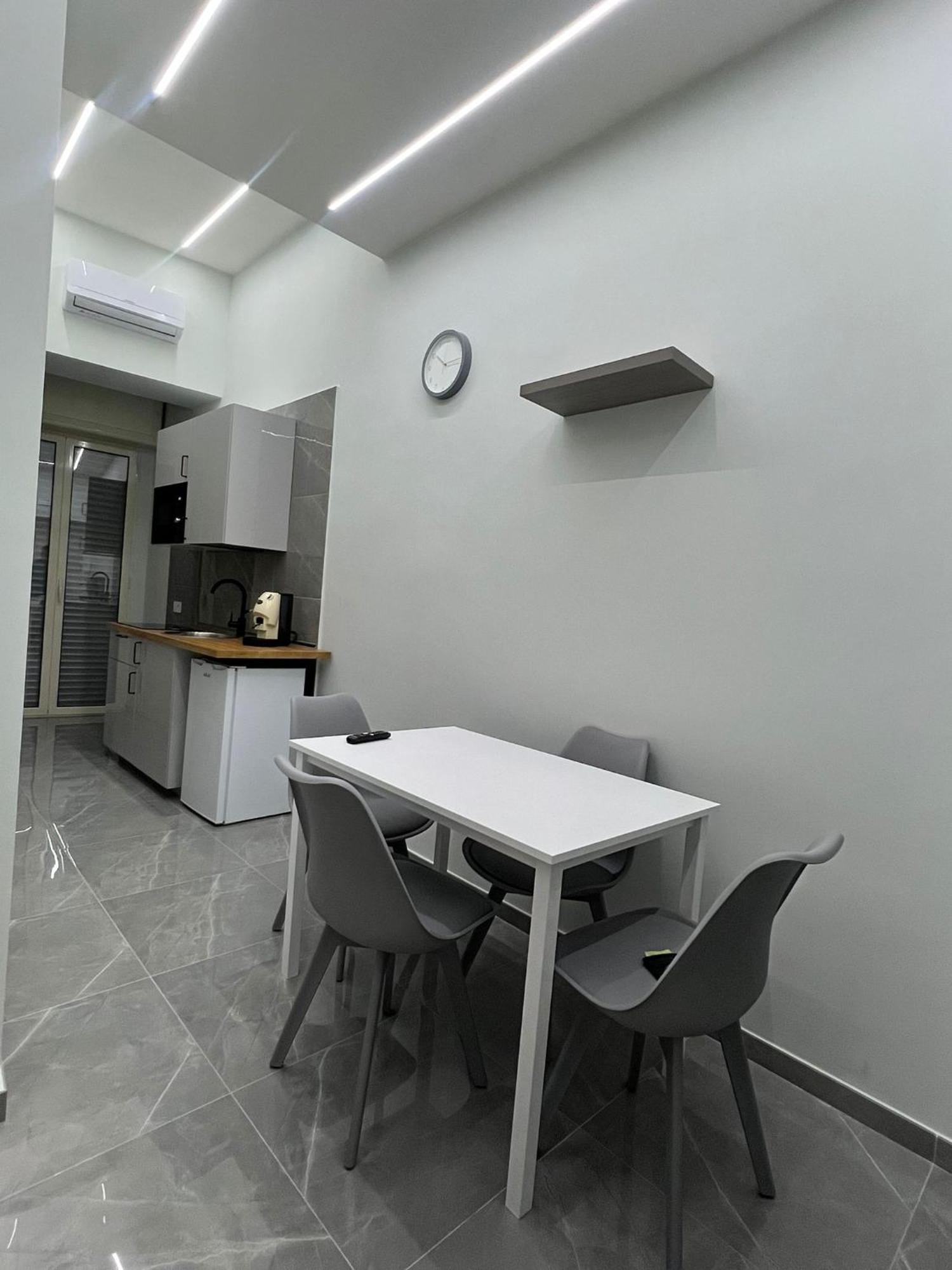 Napoli Centro-La Casa Di Salvatore Наполи Екстериор снимка